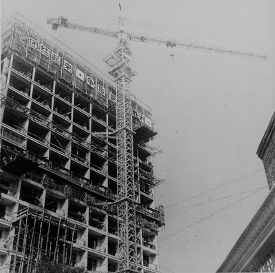 中联重科 不断刷新自我的塔机冠军，又一世界级产品即将下线